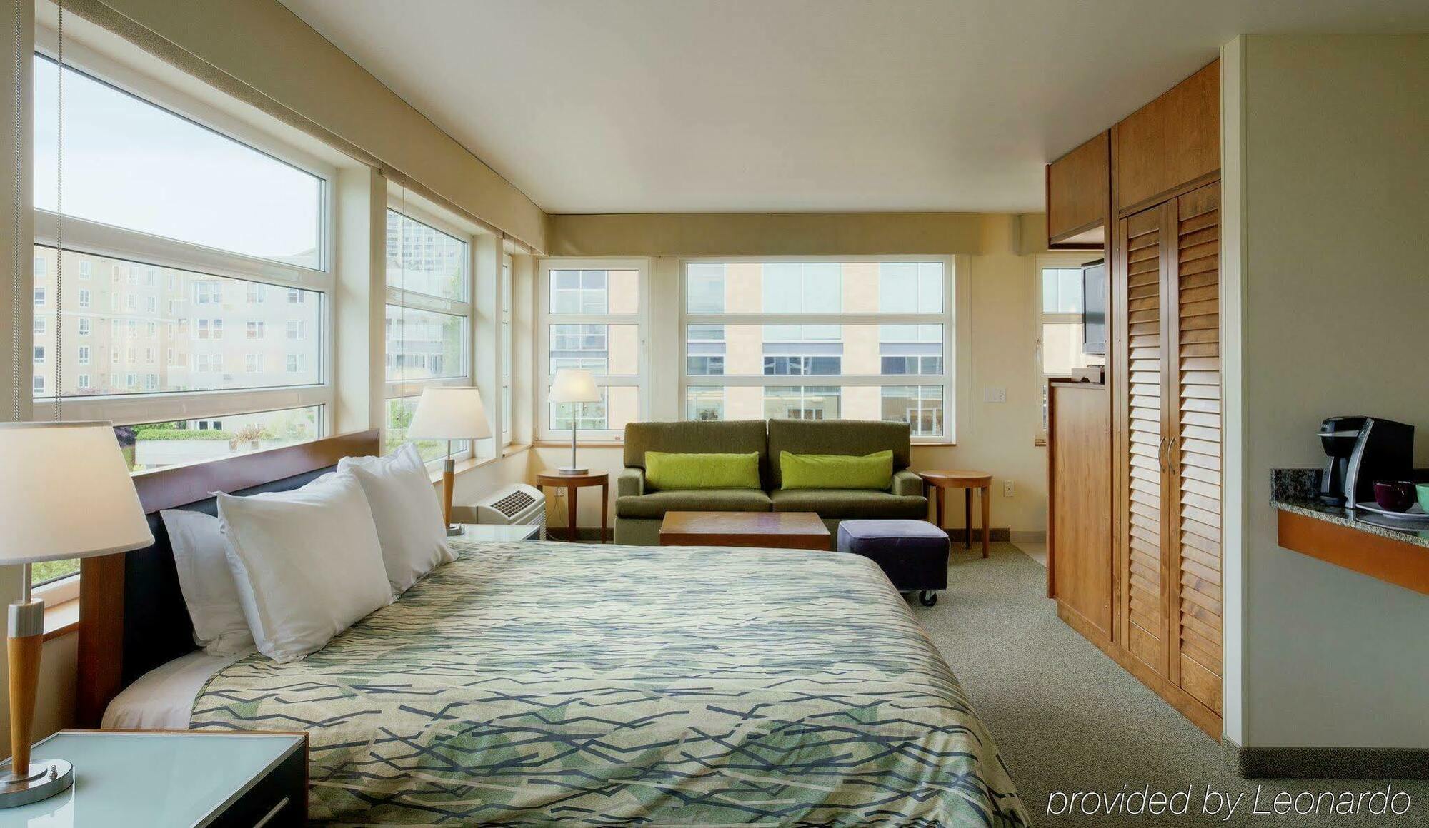 Staypineapple, Watertown Hotel, University District Seattle Room photo